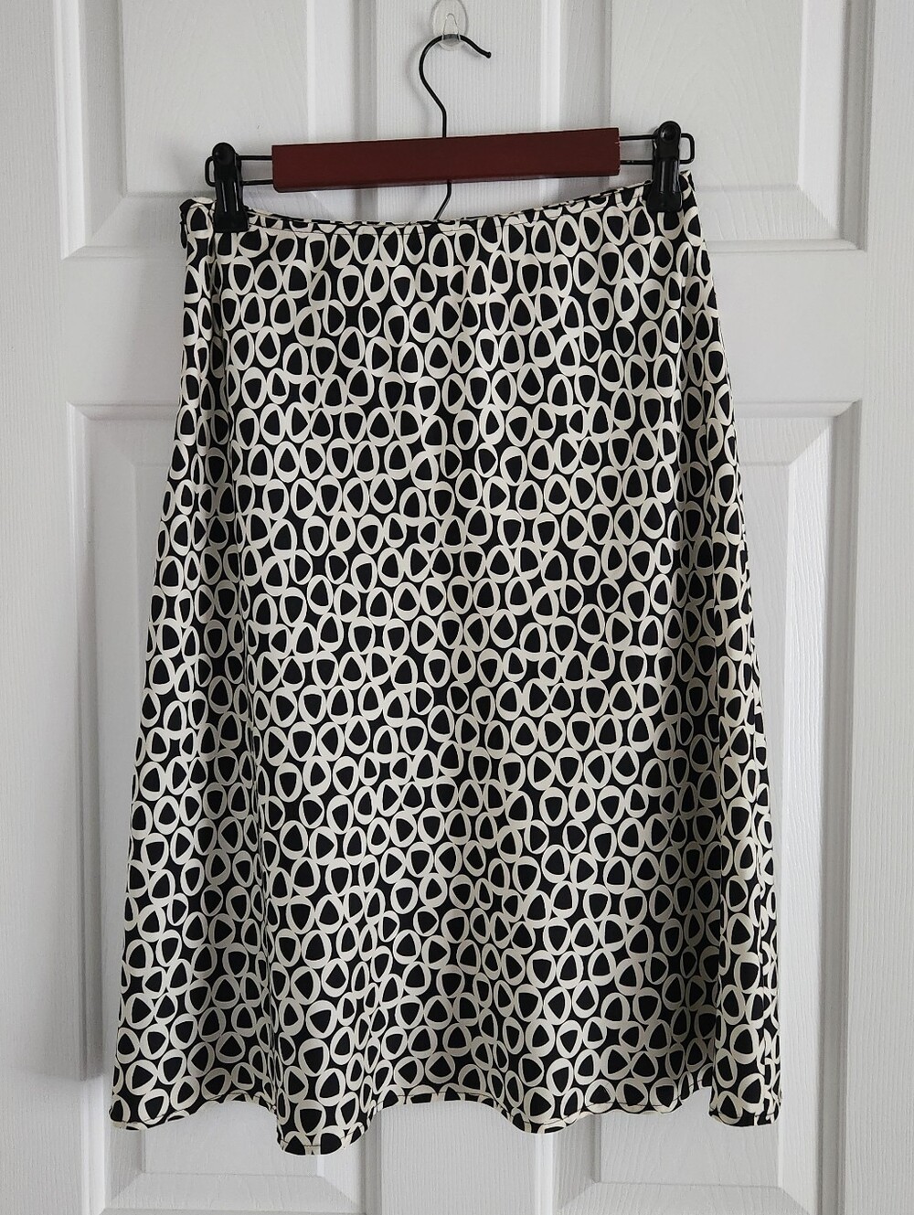 Vintage Inc. 100% Silk Black & Ivory Geometric A-Line Skirt